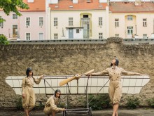 "Черната кутия" представя "Авиаторките" на The Holektiv Company в Пловдив