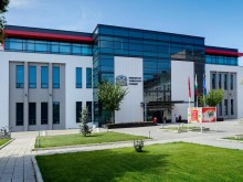 Три момичета влизат "Медицина" в Пловдив с пълно отличие