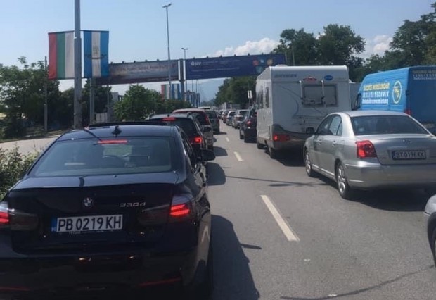 Plovdiv24 bg
Очаква се засилен трафик към морето днес и утре Той ще