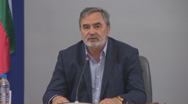 Д-р Кунчев: Няма друга такава страна в Европа като нашата. В България може да се имунизираш в рамките на 2 часа с ваксината, която си избереш