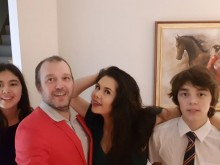 Фамилия, омагьосана от Царството на инките, ще плува на маратона Галата - Варна