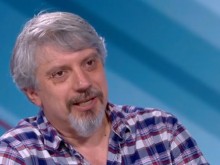 Проф. Витанов: В зоната на хаоса сме. Вижте как теорийките ви изтичат в тоалетната