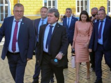 "Има такъв народ" покани три партии на преговори за кабинет