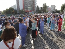 Медиците от "Пирогов" прекратяват протестите