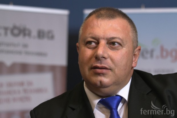 Костадин Костадинов: Трябва да спрем преливането от пусто в празно