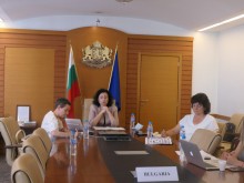 Министърът: Държим на обвързаната подкрепа и преходната помощ