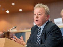 Новият еврокомисар по земеделието поиска повече пари за фермерите