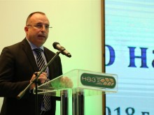 Порожанов: Не можем да бъдем зелени, когато сме на червено