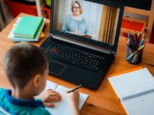 Заради дистанционното обучение слабите ученици са станали още по-слаби