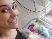 Мария Илиева отказала да кърми новородената си дъщеря