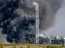 Експлозия в химически завод в Леверкузен