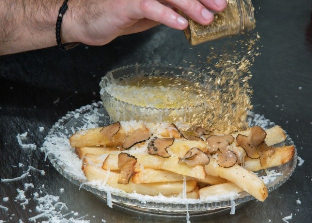 Ресторант в Ню Йорк предлага порция пържени картофи на рекордно