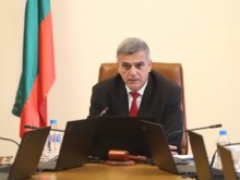 Служебното правителство с извънредно заседание