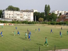 ФК Спартак се връща към синьо-бялото райе от най-славните си години