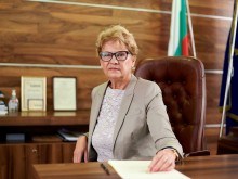 Комитова: Категорично не съм спирала и няма да спирам никакво строителство на пътища