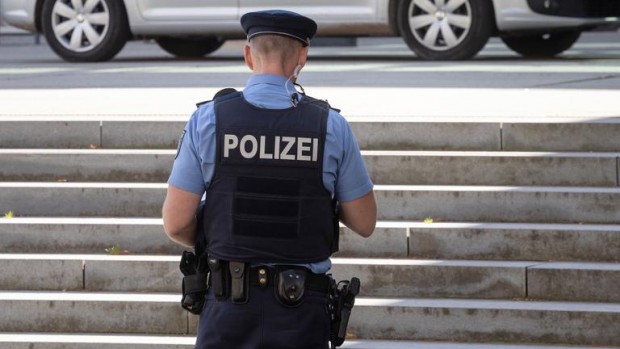 ZDF
Полицията разби суинг парти с 68 участници в Хамбург заради