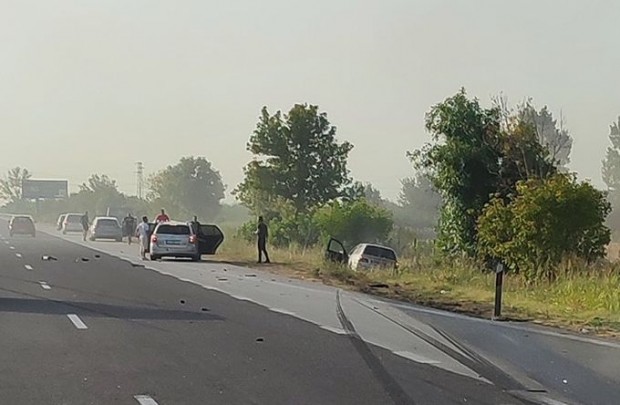 Фейсбук
За нов инцидент на магистрала Тракия научи Varna24.bg. Пътнотранспортното произшествие