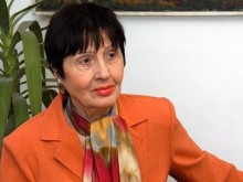 Почина Лиляна Стефанова