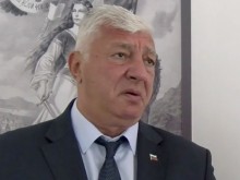 Кметът на Пловдив към репортер на Plovdiv24.bg: Мини по-назад, така ми излизат бръчките