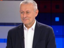 Паси: Ваксинацията да стане задължителна като коланите в автомобилите