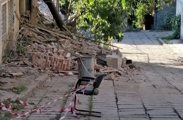 От "Централен" обясниха за започналото разрушаване на сгради