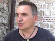 Собственик на известно заведение в Пловдив: Нас ни затварят, а банките и хипермаркетите - не!