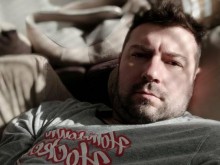 Ето какво се случва с един от първите риалити герои в България