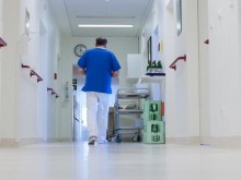 Първият удар от новата вълна ще е най-тежкият, очаква се да е през септември