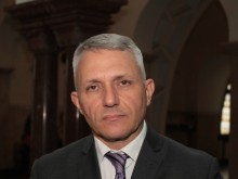 Хаджигенов: Би било логично да отиде при нас третият мандат