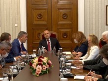 Напрежение: Радев попита Карадайъ коя му е родината, той му отговори