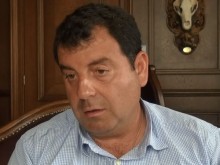 Мощен бизнесмен преобразява сграда, ще има офиси и ресторант!