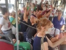 Ето ги безсмъртните! Без маски! Епидемия няма!