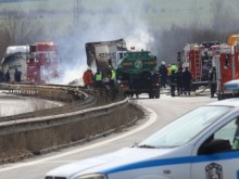 Да забранят ли камионите по магистралите в България от петък до неделя?