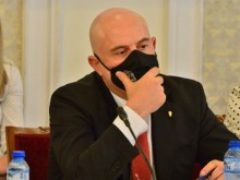 Гешев атакува пред КС част от правилника за работа на депутатите