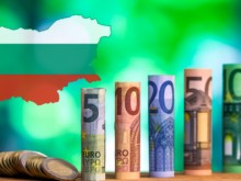 Експерти: България е бедна страна, не трябва да марширува толкова бързо към еврото