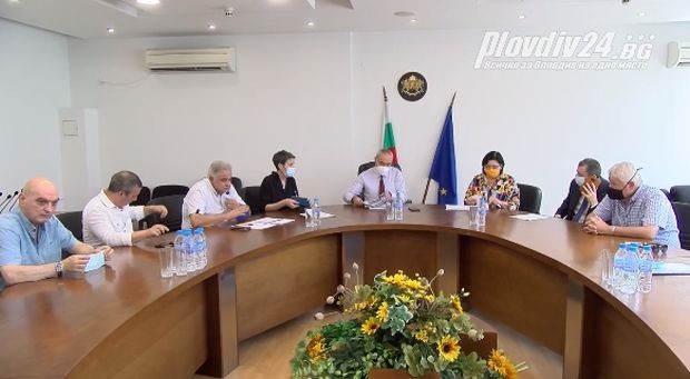 Областният кризисен щаб обсъжда готовността за новата ковид вълна