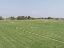 Аматьори ли? Вижте как се работи във футболния клуб на село Скутаре