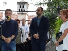 Откриха Националните есенни изложби в Стария град