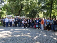 Поколения пловдивски телевизионери се събраха в Цар Симеоновата градина