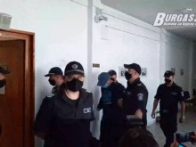 Помагачът на свирепия Рагевски остана безмълвен пред медиите