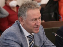 Министър Кацаров: Здравната система вече е подложена на сериозен натиск