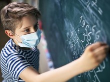 Има официално решение за маските за ученици и учители!