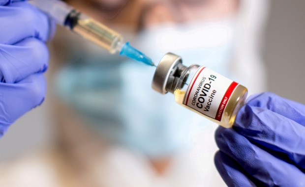 Наказания за духовници които призовават вярващите да не се ваксинират