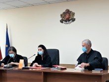 Обвинен за грабеж в Пловдив остава в ареста