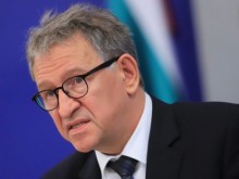Кацаров: До края на седмицата очаквам отговори за третата доза от експертен съвет