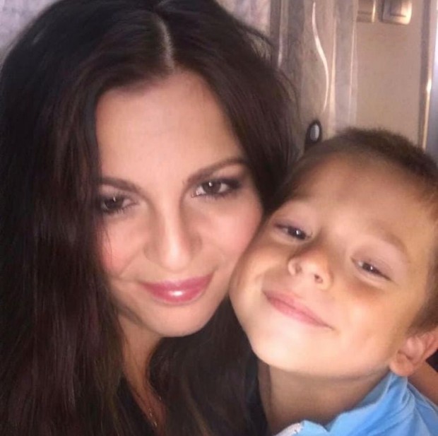 Фейсбук
Силвия Емилова майка на три деца от Варна отправи зов