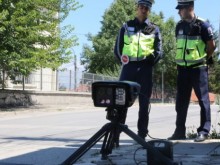 Бойко Рашков забрани на полицаите да дебнат за нарушители, скрити в храстите