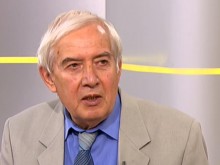 Учителят Тео: Децата трябва да са 100% на училище! Единствено трябва да затворят уличниците