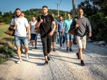 И "Фермата" започна! Зрител: Мъжете са много зле - един мек, друг дебел