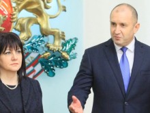 Кaрaянчeвa: Радев, усмири глутницата